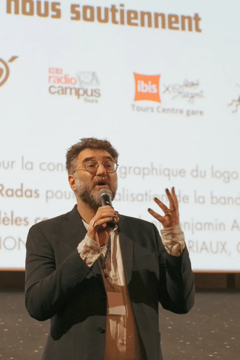 Photo 1 du festival Mauvais Tours 2024